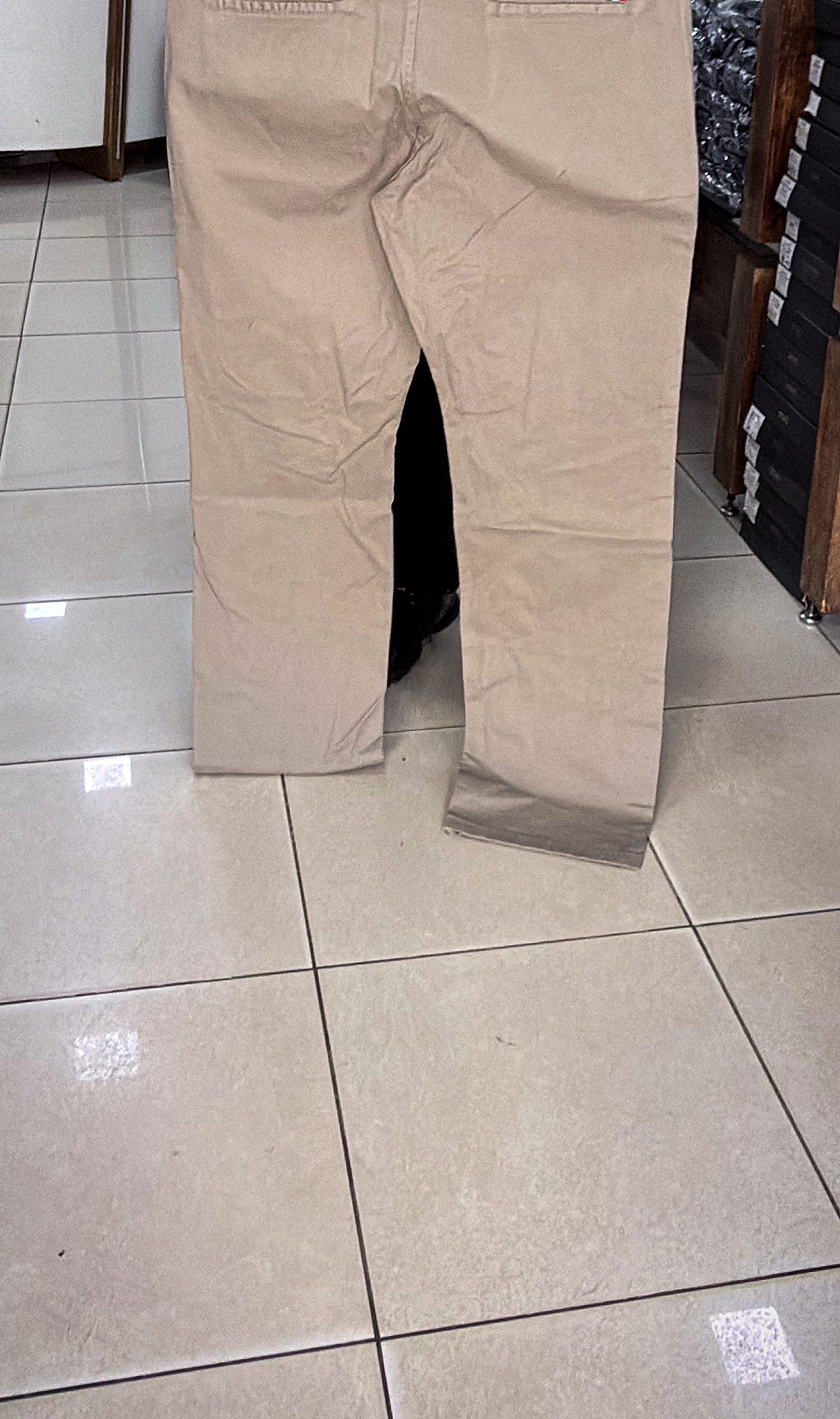 Calça masculina plus size em tamanho especial, à venda na Everton Moda Masculina